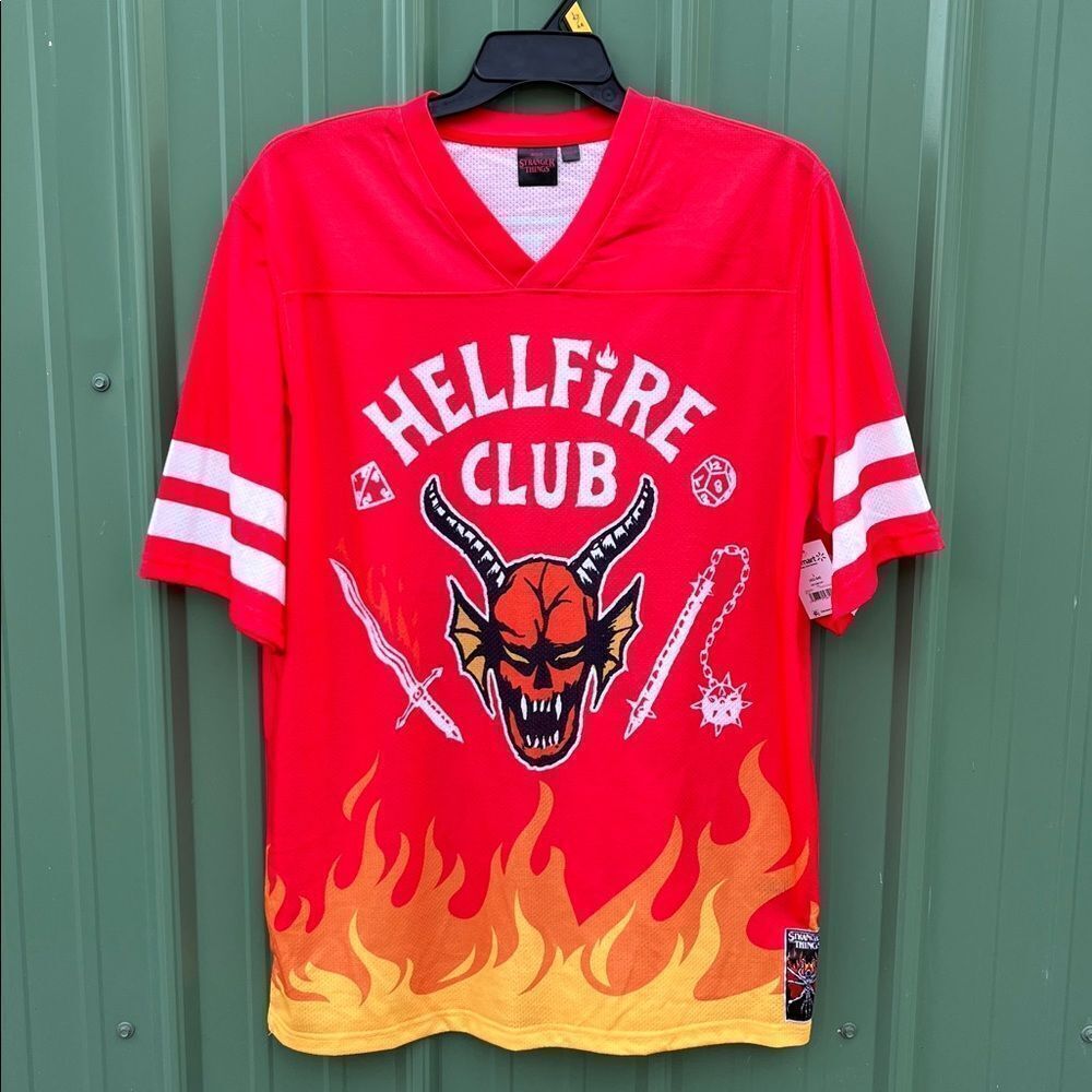 Stranger Things Hellfire Club Graphic Football Shirt Sleeve Jersey Size L